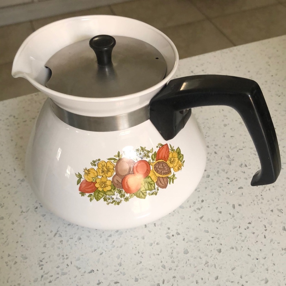 Vintage Corning ware spice if life 6 cup tea pot